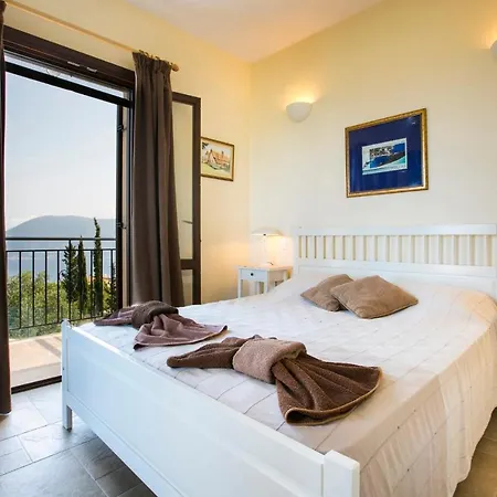 Sleeps 4 Pool Wifi