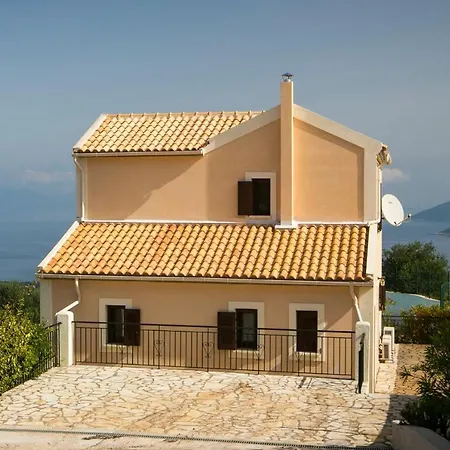 Sleeps 4 Pool Wifi